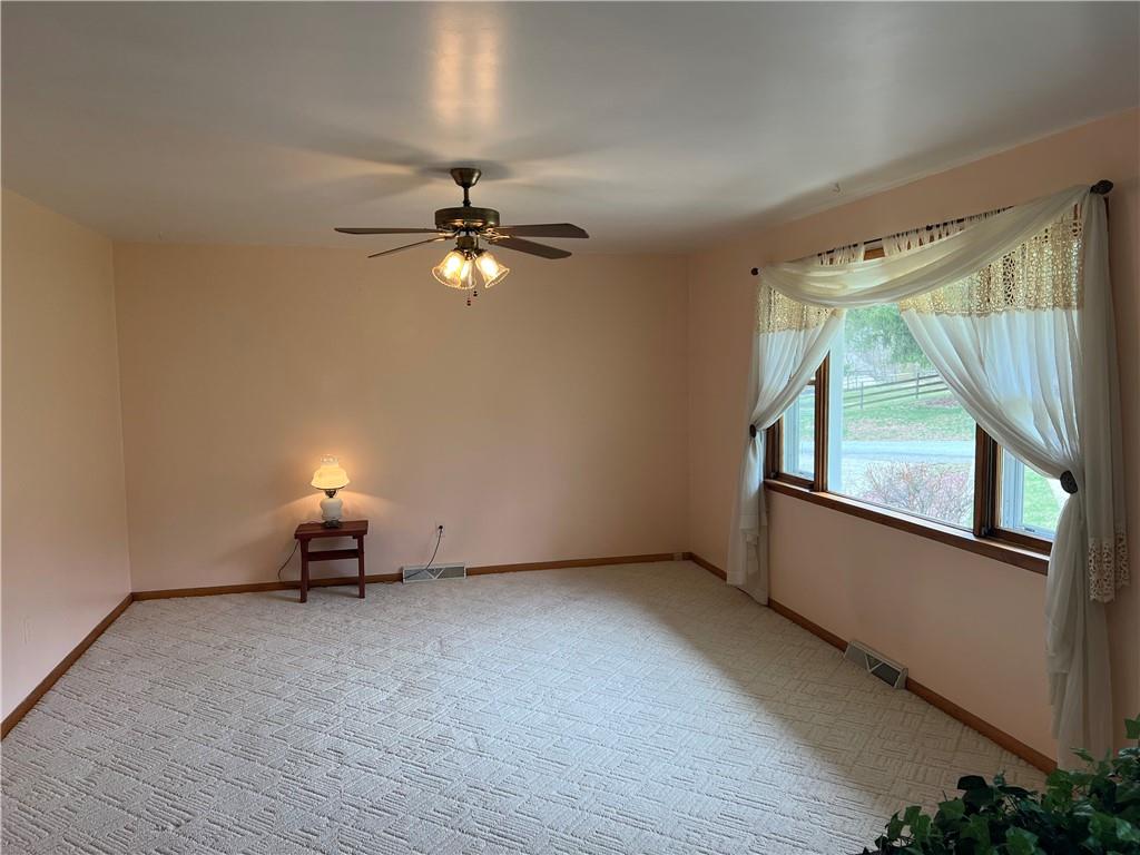 1623 Quarry Lane Apollo, PA 15613 - Photo 4 of 20