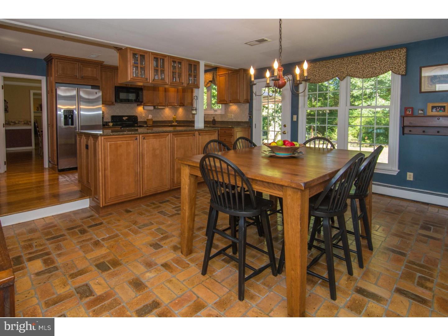 3670 Green Ridge Road Furlong, PA 18925 - Photo 3 of 25