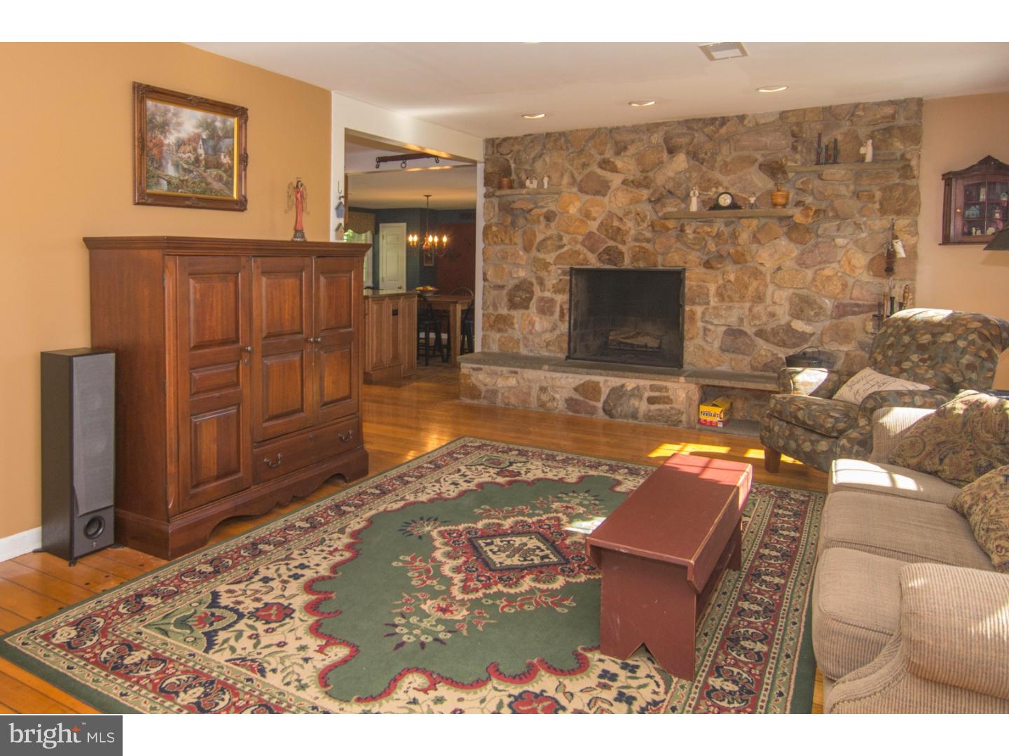 3670 Green Ridge Road Furlong, PA 18925 - Photo 6 of 25