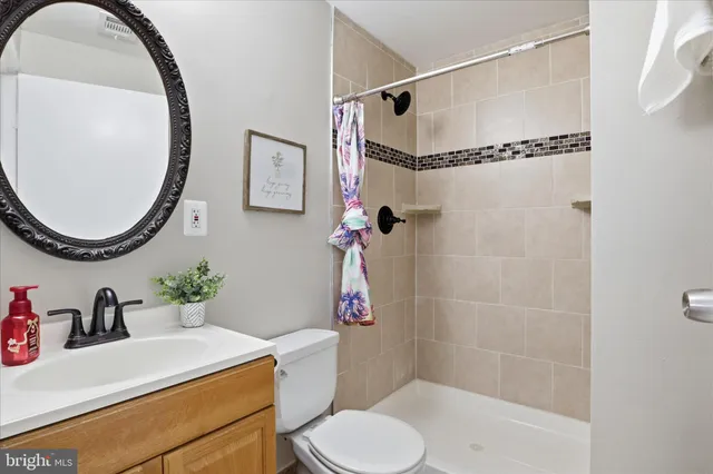 $699,900 | 9404 Wrought Iron Court, Fairfax, VA 22032