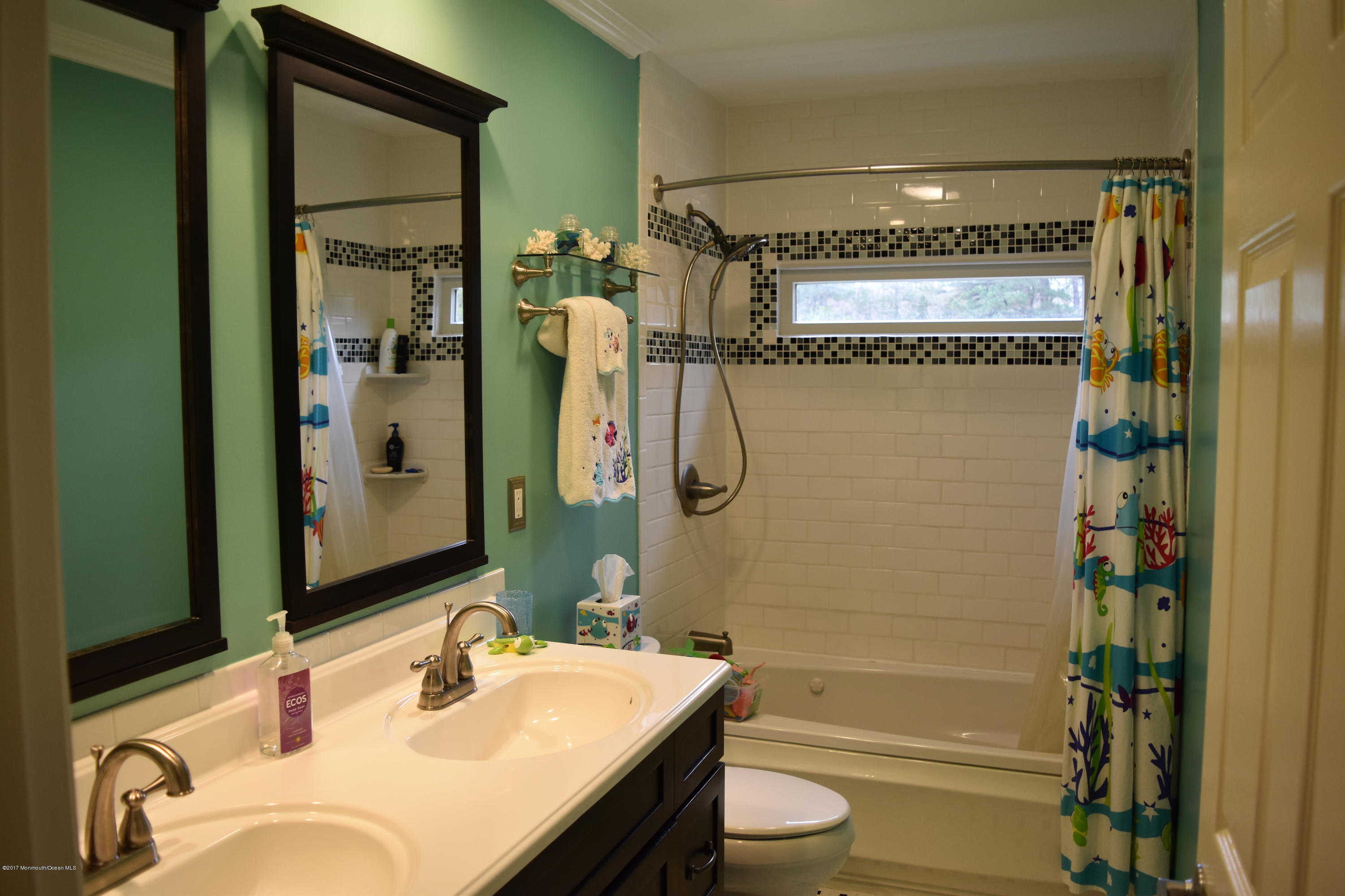 233 East Pleasant Grove Road Jackson, NJ 08527 - Photo 25 of 33 2nd flr full bath