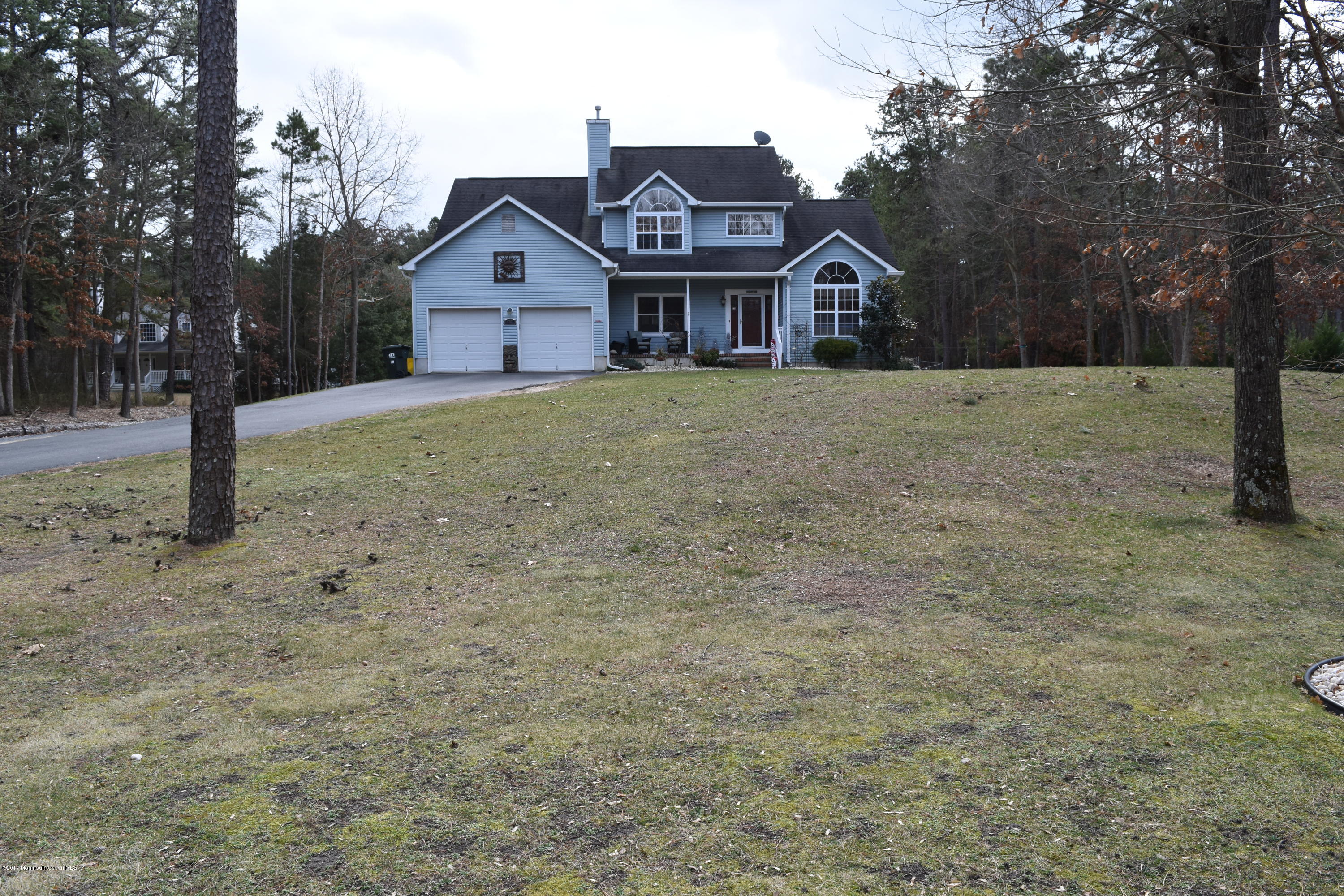 233 East Pleasant Grove Road Jackson, NJ 08527 - Photo 33 of 33 frnt vw lawn