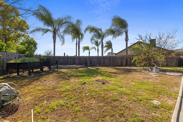 $515,000 | 12024 Acosta Court, Waterford, CA 95386