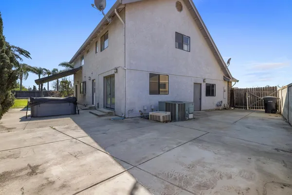 $515,000 | 12024 Acosta Court, Waterford, CA 95386