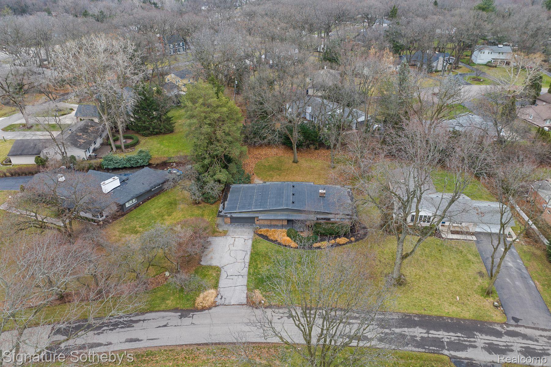 5535 Crabtree Road Bloomfield Hills, MI 48301 - Photo 34 of 34 Gallery Image 34