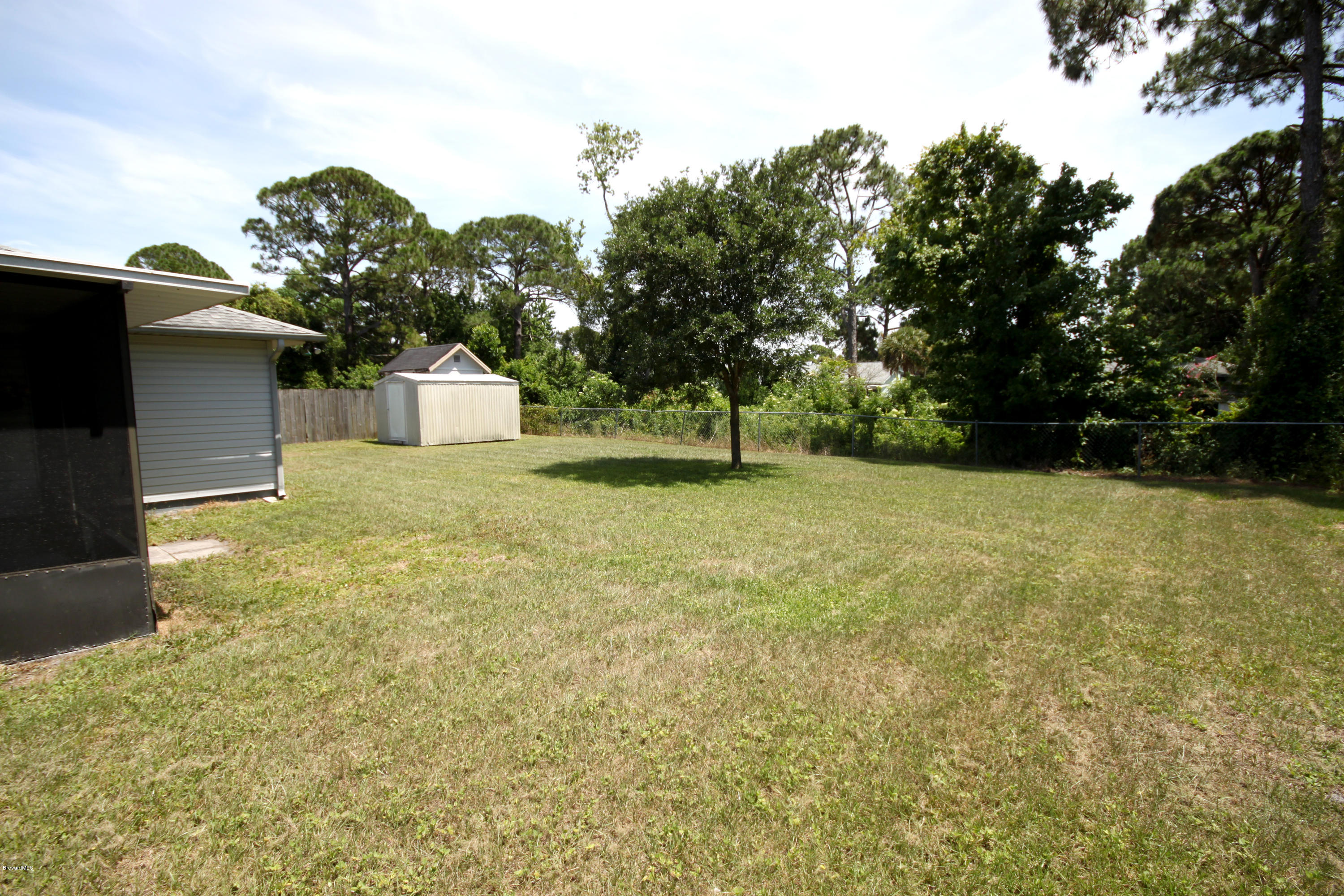 5157 Jamaica Road Cocoa, FL 32927 - Photo 18 of 19 Back yard