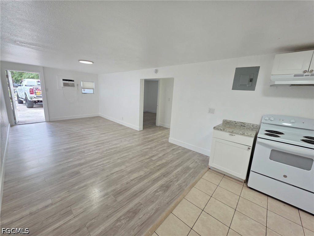 420 Fairfax Road, Unit 1 Fort Myers, FL 33905 - Photo 6 of 8