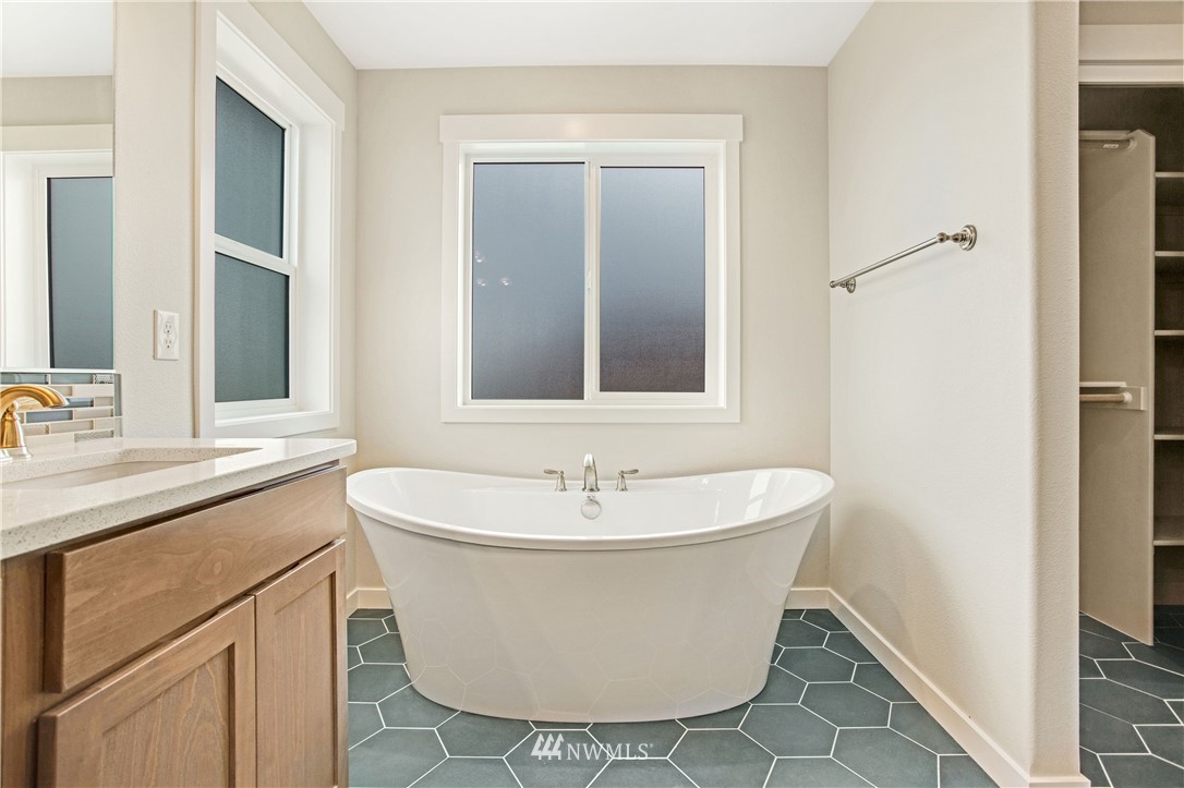658 Rd I.6 Northeast Moses Lake, WA 98837 - Photo 12 of 37 Gallery Image 12