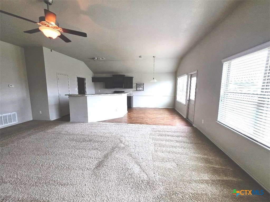 1024 Jamestown Drive Temple, TX 76504 - Photo 5 of 35