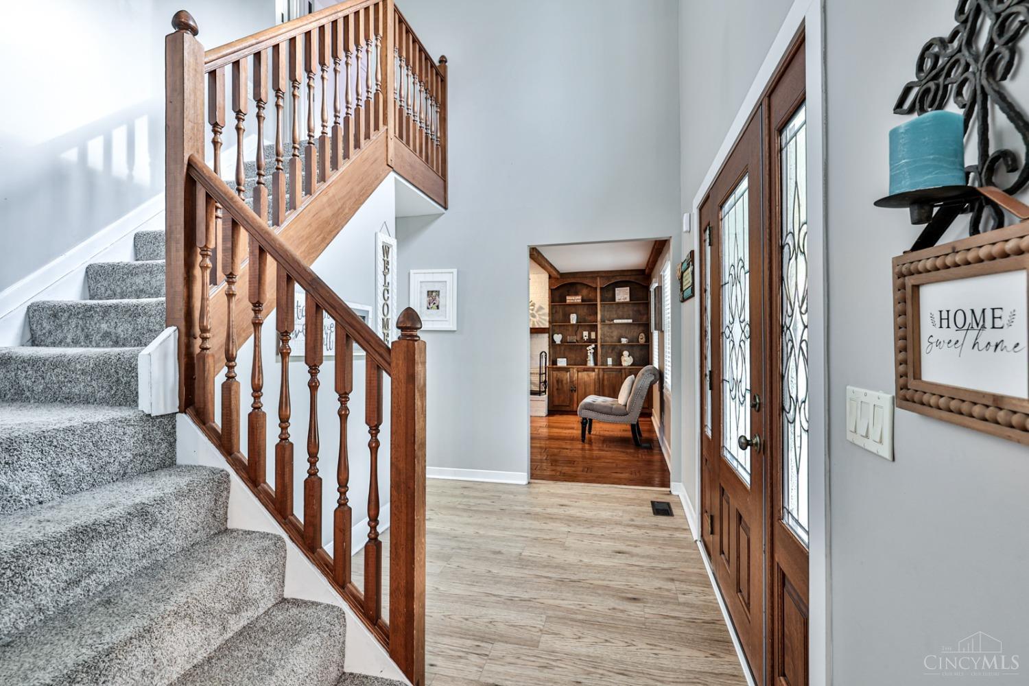 5072 Springdale Road Cincinnati, OH 45251 - Photo 6 of 56