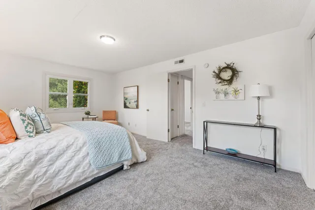 $241,000 | 334 Lakeview Avenue, Long Lake, MN 55356