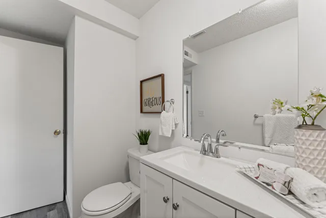 $241,000 | 334 Lakeview Avenue, Long Lake, MN 55356