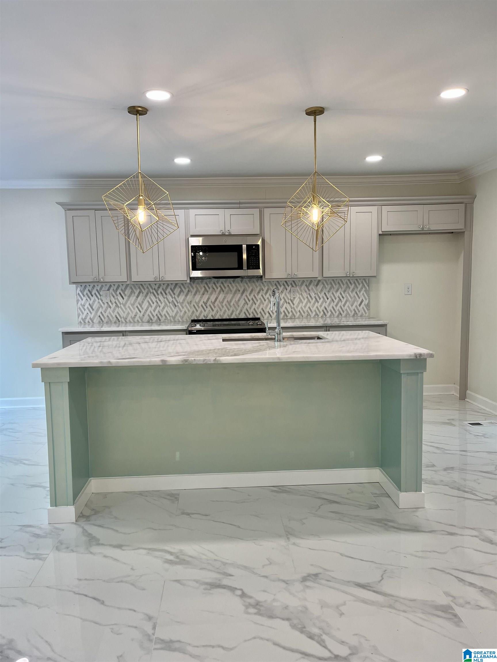 101 White Cap Circle Alabaster, AL 35007 - Photo 10 of 23