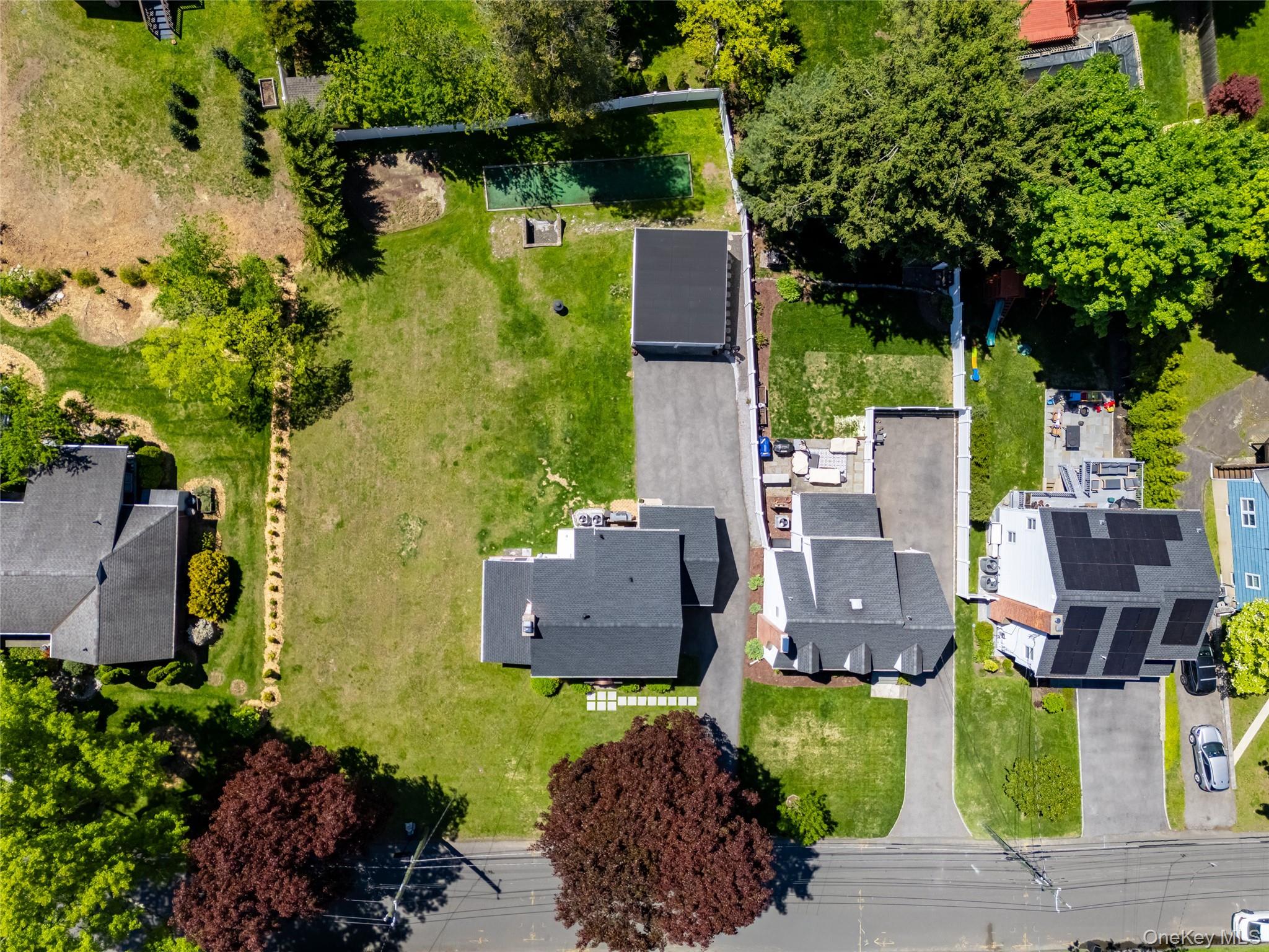 64 Tamarack Road Rye Brook, NY 10573 - Photo 4 of 46