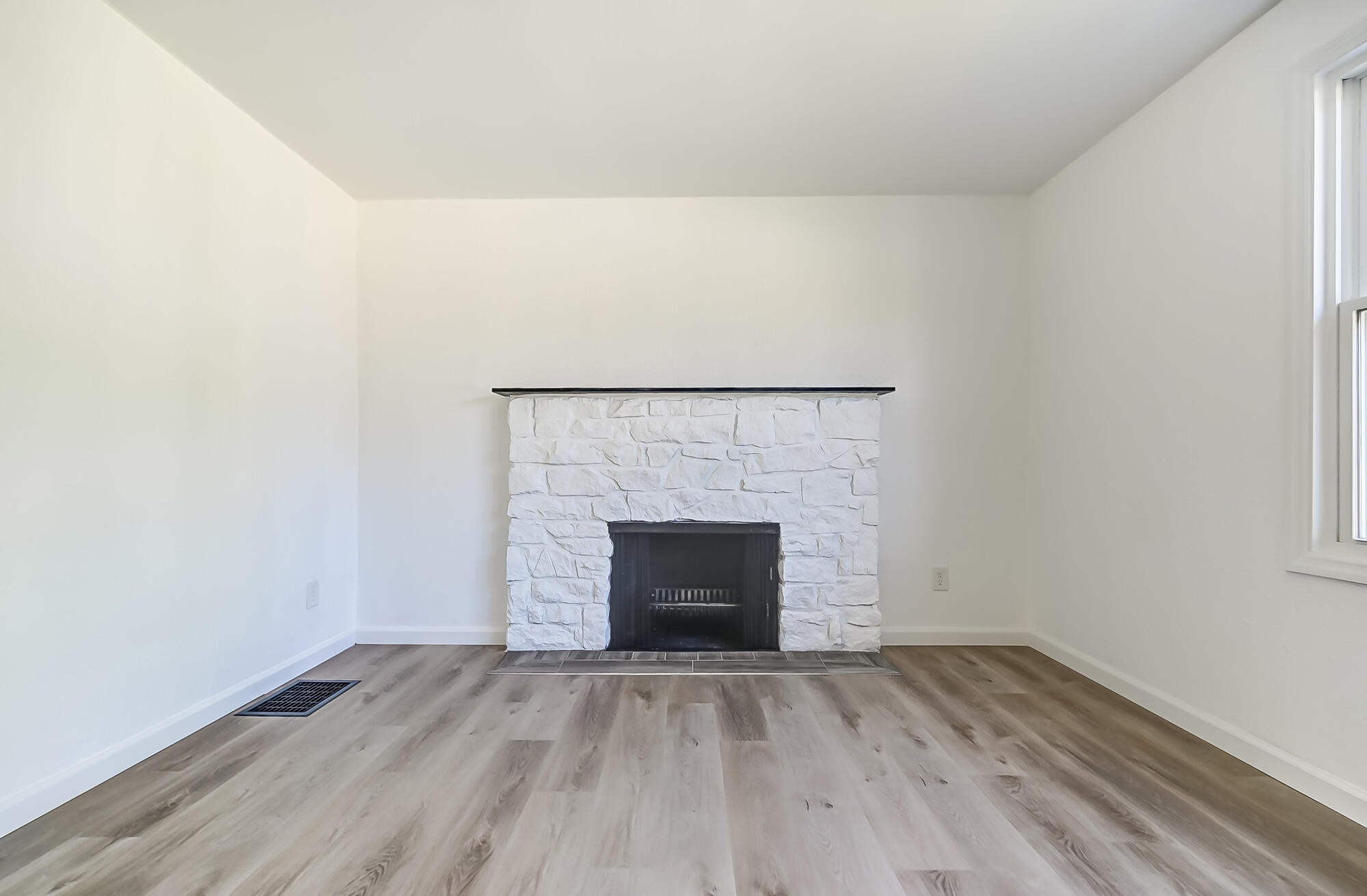 1522 Northgate Road Springfield, OH 45504 - Photo 12 of 46 Gallery Image 12