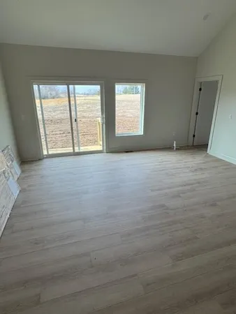 $458,000 | 1881 Lake Viking Terrace, Gallatin, MO 64640