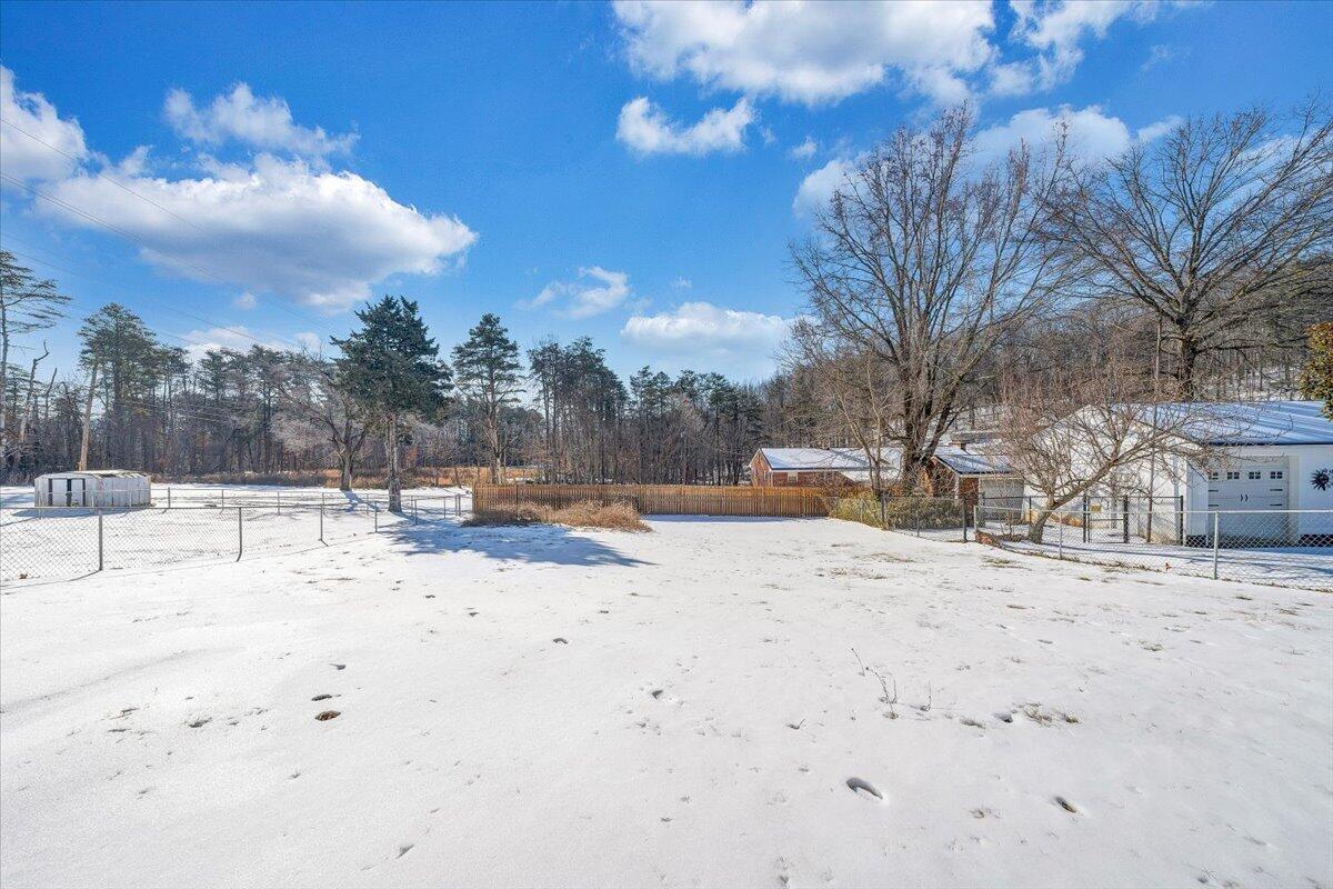 1631 Eanes Road Roanoke, VA 24014 - Photo 27 of 29 21-MIB09912-R5