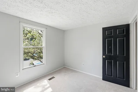 $499,900 | 105 Holdcroft Lane, Gaithersburg, MD 20878