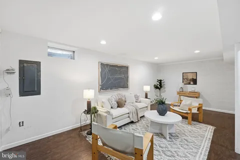 $499,900 | 105 Holdcroft Lane, Gaithersburg, MD 20878