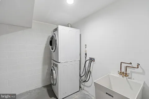 $499,900 | 105 Holdcroft Lane, Gaithersburg, MD 20878