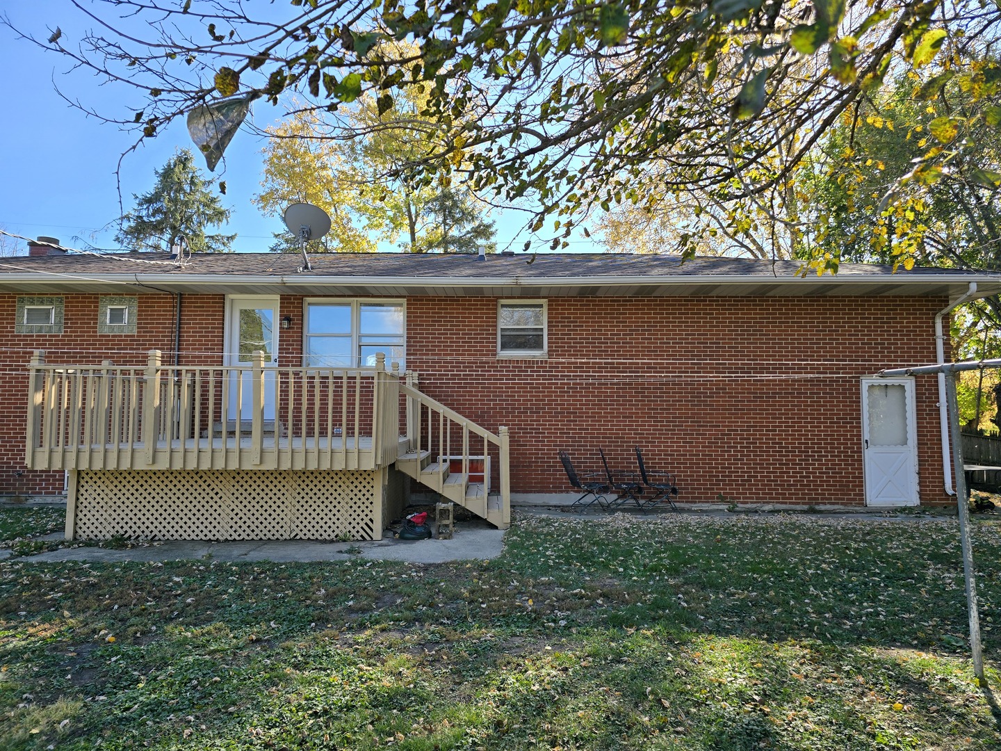 818 West State Road McHenry, IL 60051 - Photo 3 of 29 Gallery Image 3