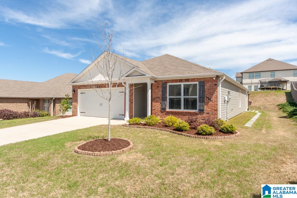 166 Ashby Street Calera, AL 35040 - Photo 2 of 39
