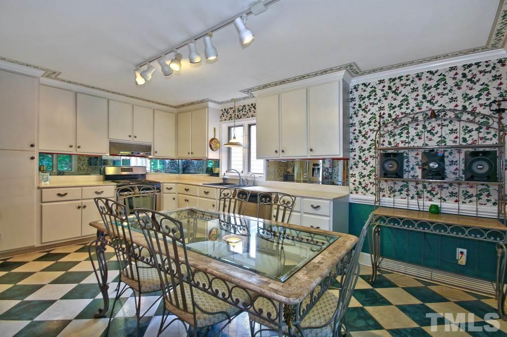 3017 Rue Sans Famille Raleigh, NC 27607 - Photo 8 of 18