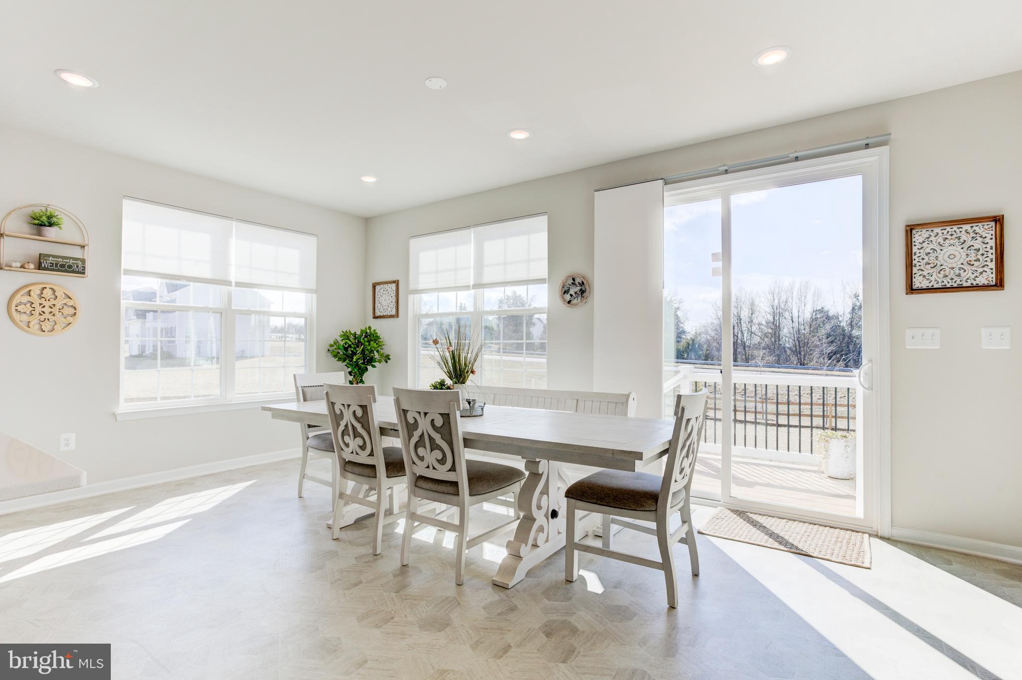 13402 Maymount Drive Culpeper, VA 22701 - Photo 5 of 25 a dining room with furniture and window