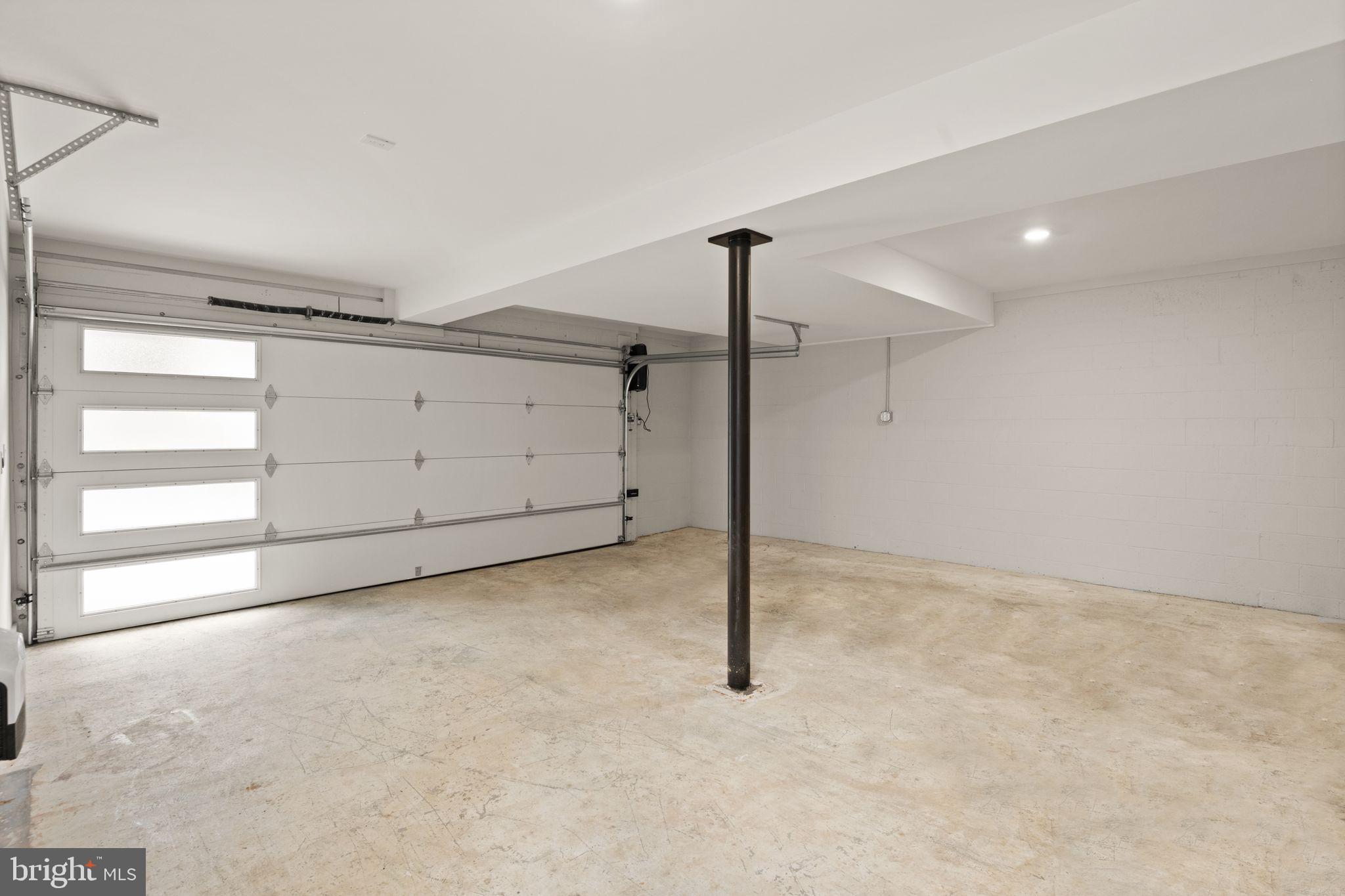 1610 Foxhall Road Northwest Washington, DC 20007 - Photo 62 of 66 a view of an empty room