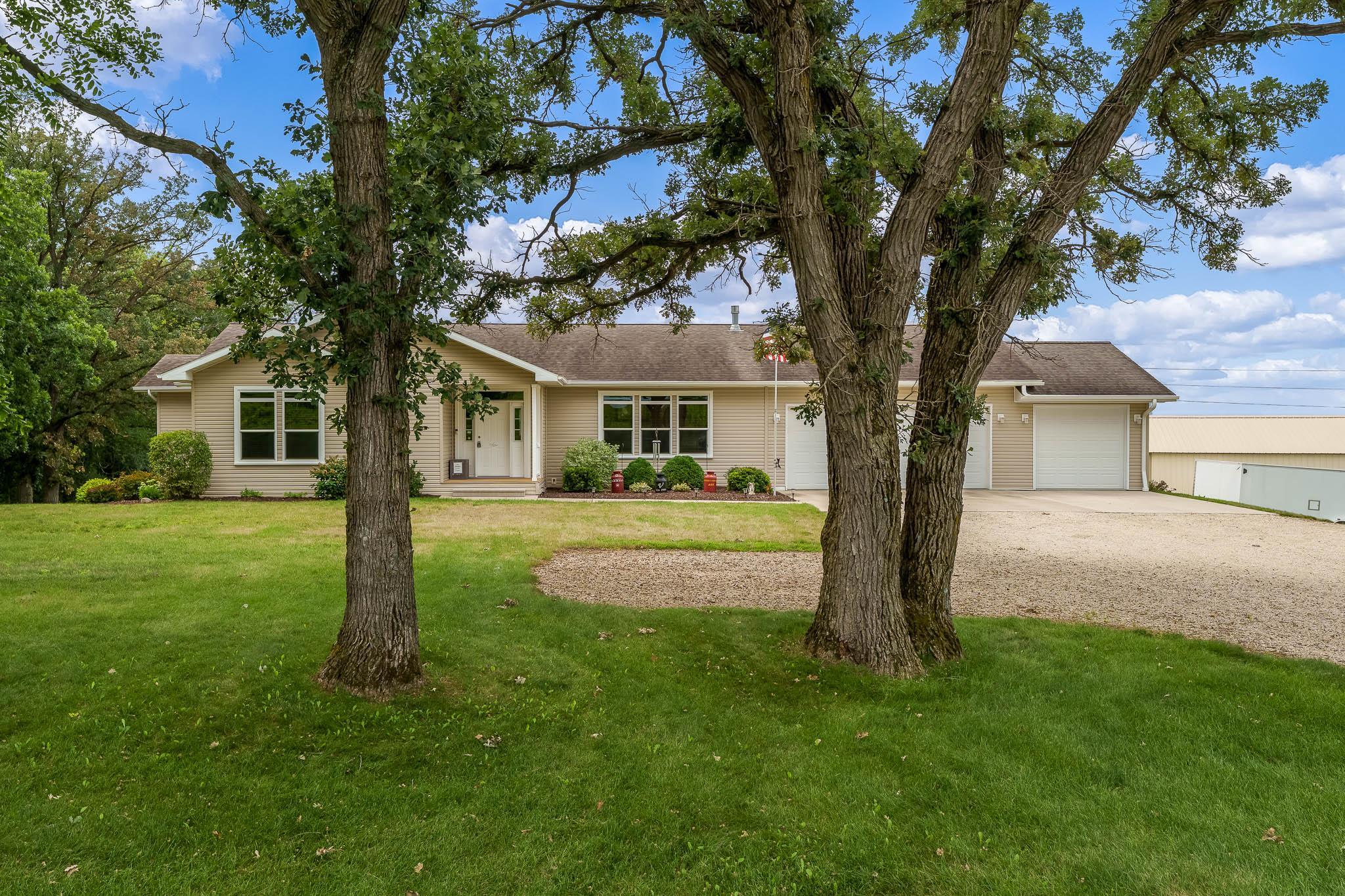 12843 West Beloit Newark Road Beloit, WI 53511 - Photo 14 of 73 Gallery Image 14
