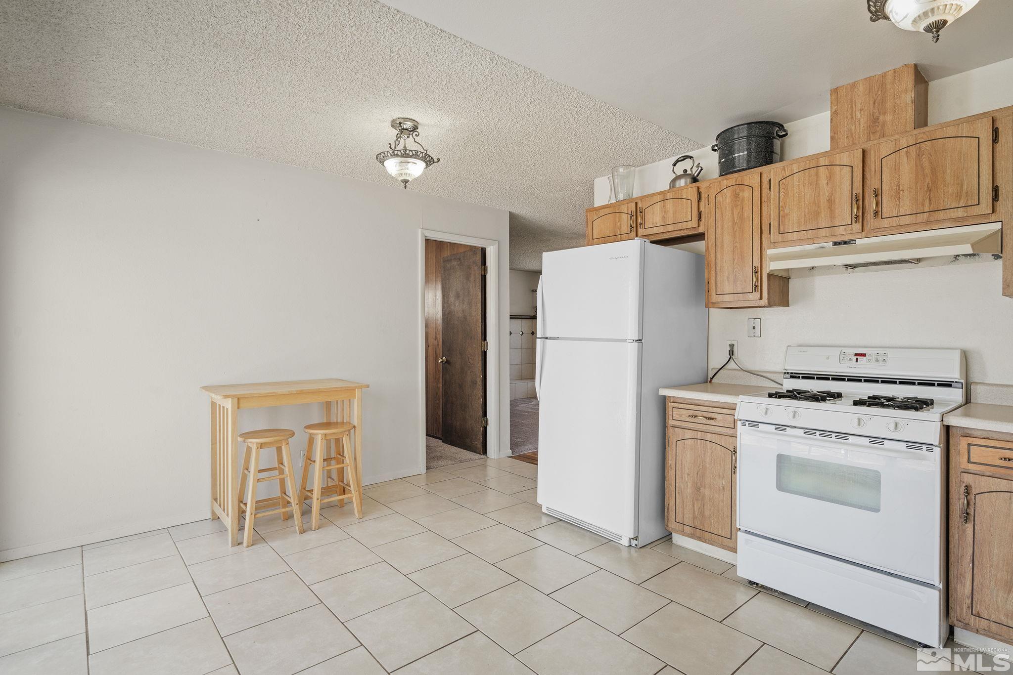 3275 Everett Drive Reno, NV 89503 - Photo 7 of 23 Photo 7