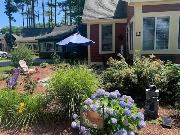 $365,000 | 12 Waterview Drive, Unit 12, Westford, MA 01886