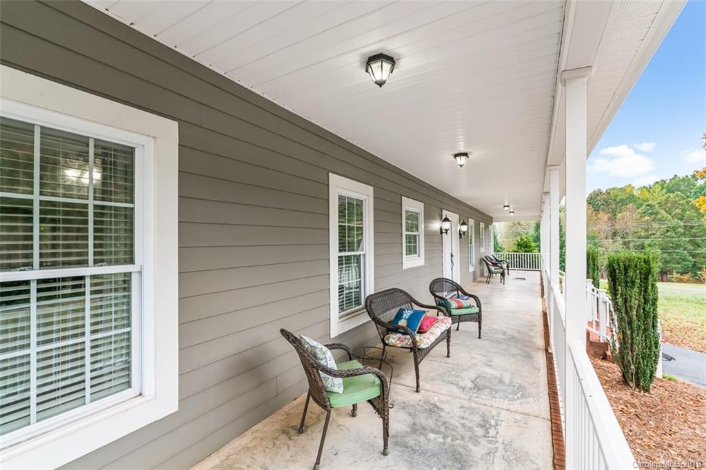 1507 Smith Farm Road Lincolnton, NC 28092 - Photo 3 of 40 Gallery Image 3
