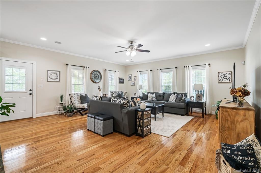 1507 Smith Farm Road Lincolnton, NC 28092 - Photo 9 of 40 Gallery Image 9