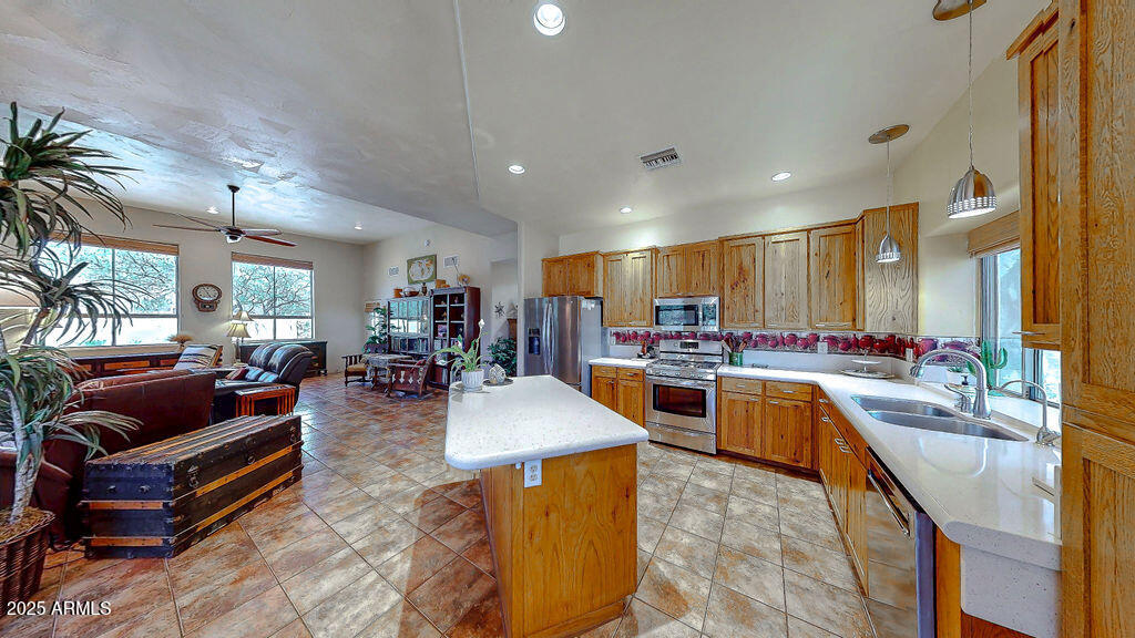 7044 South Y Lightning Ranch Road Hereford, AZ 85615 - Photo 10 of 54 7044SYLightningRanchRd-116