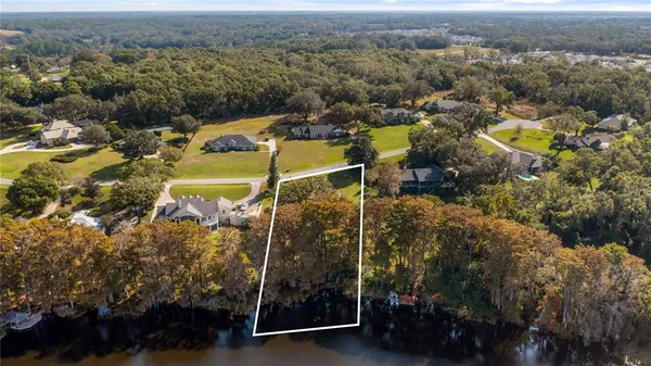 $515,000 | Lake Swatara Drive, Eustis, FL 32736