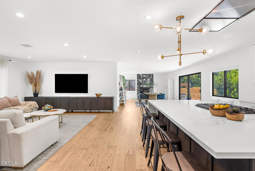 1201 North Altadena Drive Pasadena, CA 91107 - Photo 11 of 51 IMG_0534