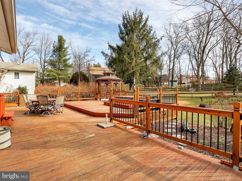 9115 Rockefeller Lane Springfield, VA 22153 - Photo 6 of 29 a view of outdoor space with seating