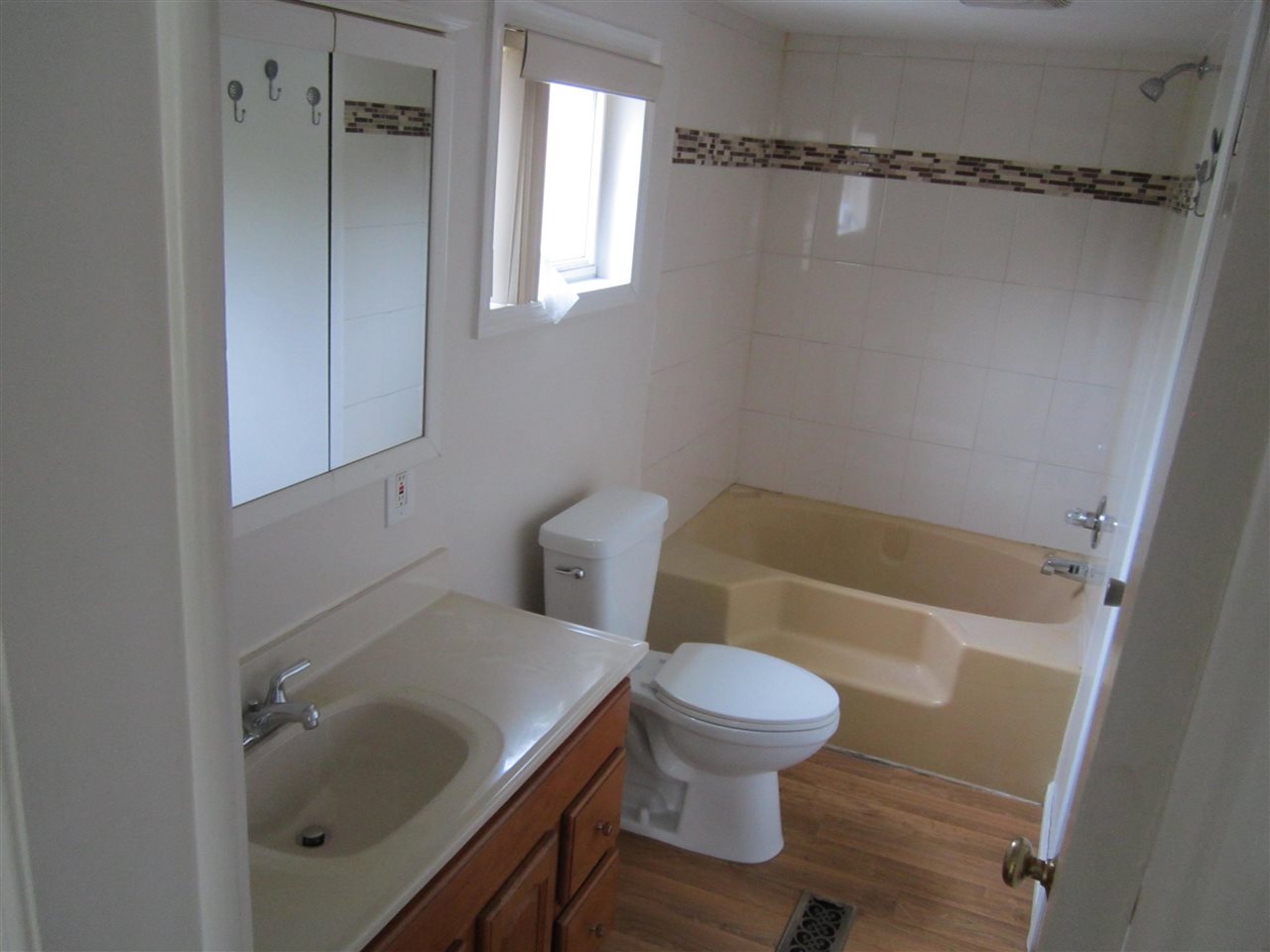 4271 Zimmer Road Bay City, MI 48706 - Photo 10 of 16 Gallery Image 10