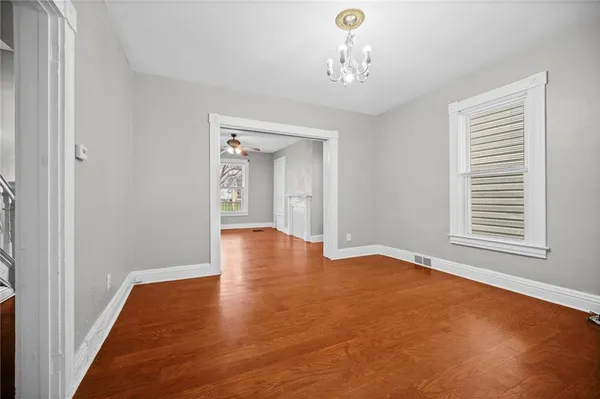 a view of livingroom with hardwood
