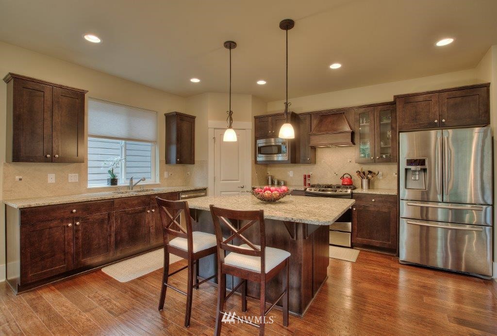 4230 Northeast 2nd Court Renton, WA 98059 - Photo 5 of 20
