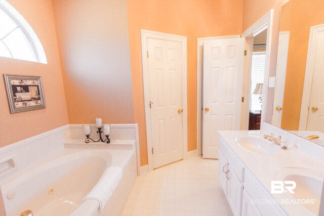 25660 Austin Road Daphne, AL 36526 - Photo 17 of 25 His and Her Sinks