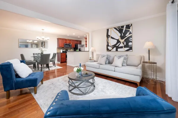 $730,000 | 137 Piccadilly Place, Unit C, San Bruno, CA 94066
