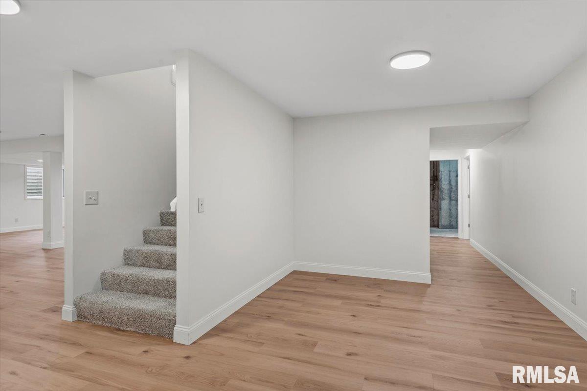 2725 Wordsworth Drive Springfield, IL 62711 - Photo 36 of 57 Gallery Image 36