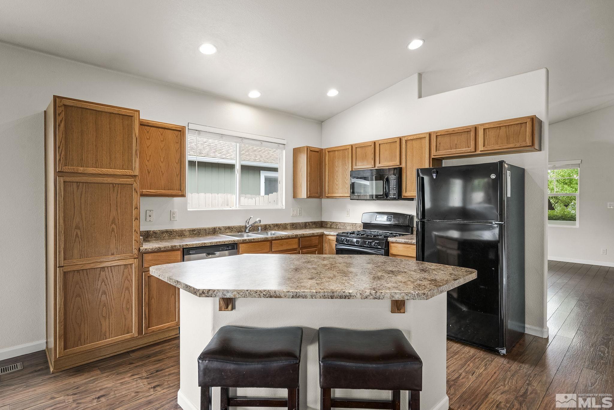 10147 Cascade Falls Drive Reno, NV 89521 - Photo 8 of 29 Photo 8