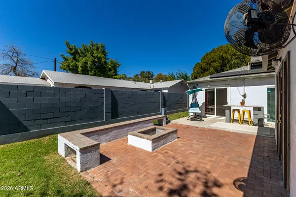 $2,595 | 1301 West MacKenzie Drive, Phoenix, AZ 85013