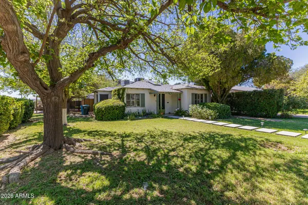 $2,595 | 1301 West MacKenzie Drive, Phoenix, AZ 85013