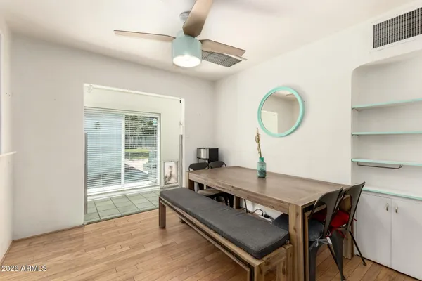 $2,595 | 1301 West MacKenzie Drive, Phoenix, AZ 85013