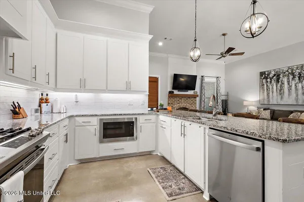 $410,000 | 226 Terrapin Creek Road, Brandon, MS 39042