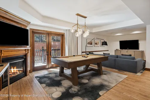 $995,000 | 415 East Dean St Unit 42 Wks 26 & 27, Aspen, CO 81611